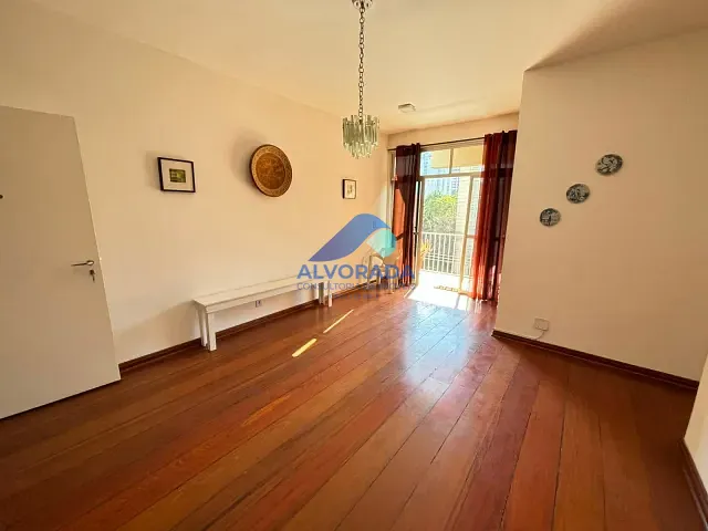 Apartamento 3 quartos e 1 banheiro, à venda, no bairro Jardim Aquárius em São José dos Campos