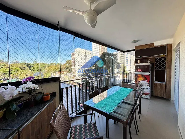 Apartamento 3 quartos e 2 banheiros, à venda, no bairro Vila Adyana em São José dos Campos