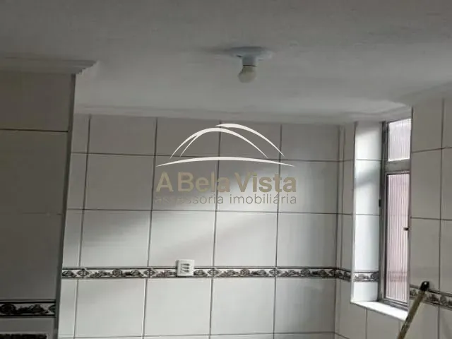 Apartamento 2 quartos e 1 banheiro, à venda, no bairro COHAB V em Carapicuíba