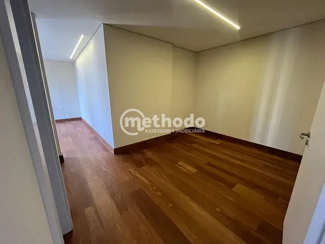 Apartamento com 257m² 3 quartos e 5 banheiros, à venda, no bairro Cambuí em Campinas
