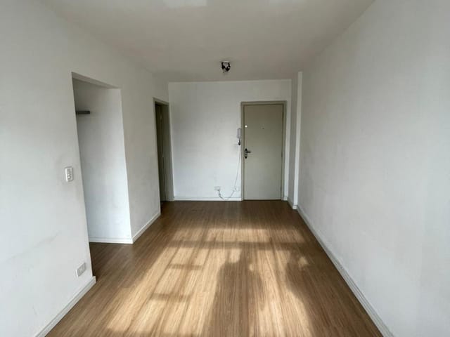 Apartamento 1 quarto e 1 banheiro, à venda, no bairro Cambuci em São Paulo