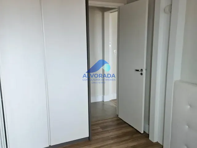 Apartamento 2 quartos e 2 banheiros, à venda, no bairro Jardim das Indústrias em São José dos Campos