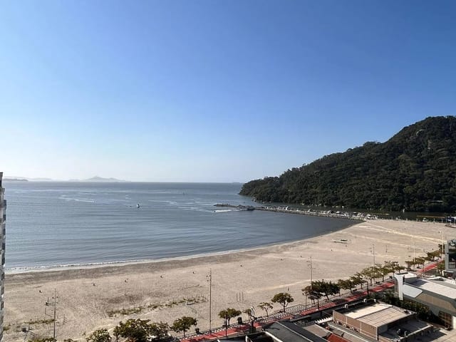 Apartamento com 140m² 3 quartos e 2 banheiros, à venda, no bairro Centro em Balneário Camboriú
