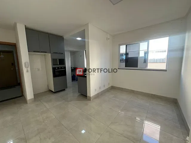 Apartamento 2 quartos e 2 banheiros, à venda, no bairro Setor Sudoeste em Goiânia