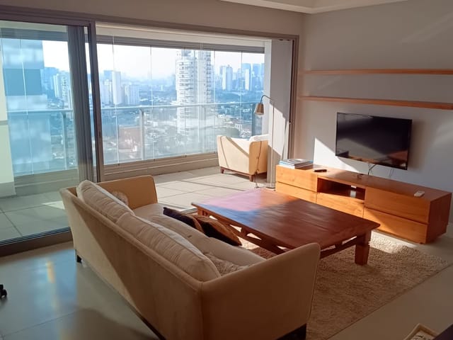 Apartamento com 84m² 2 quartos e 3 banheiros, para alugar, no bairro Brooklin Paulista em São Paulo