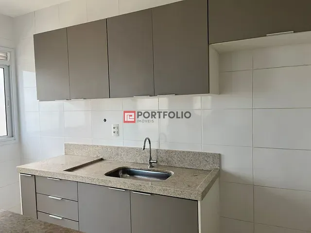 Apartamento 2 quartos e 3 banheiros, para alugar, no bairro Setor Bueno em Goiânia