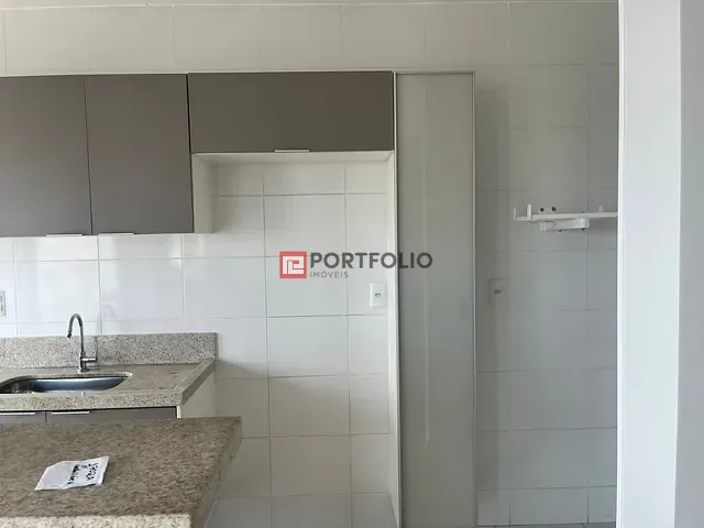 Apartamento 2 quartos e 3 banheiros, para alugar, no bairro Setor Bueno em Goiânia