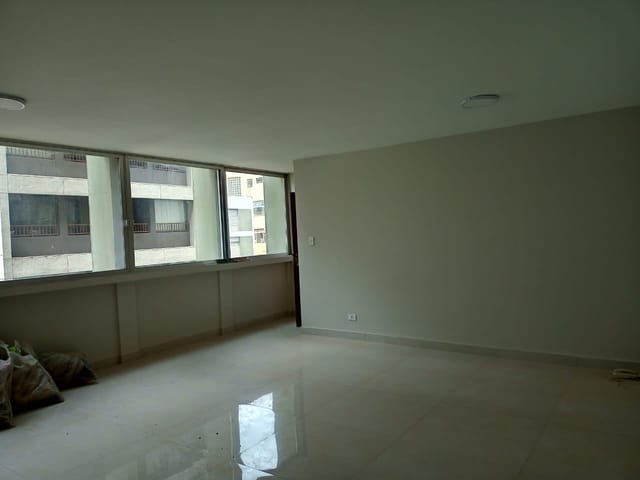Apartamento 3 quartos e 2 banheiros, à venda ou para alugar, no bairro Cerqueira César em São Paulo