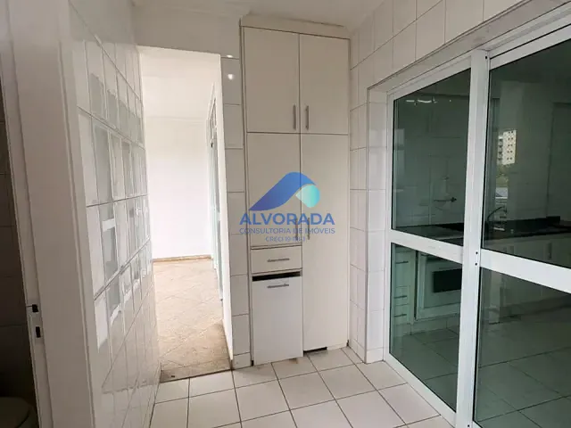 Apartamento 3 quartos e 3 banheiros, para alugar, no bairro Parque Residencial Aquarius em São José dos Campos