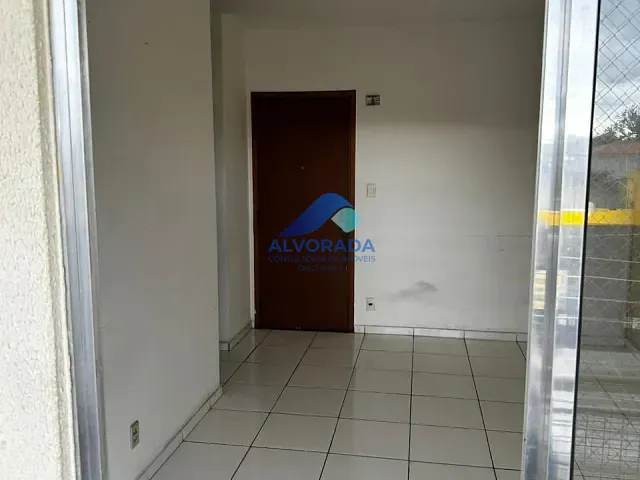 Apartamento 2 quartos e 1 banheiro, à venda, no bairro Conjunto Residencial Trinta e Um de Março em São José dos Campos
