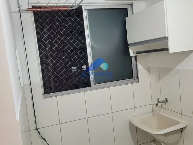 Apartamento 2 quartos e 2 banheiros, para alugar, no bairro Conjunto Residencial Trinta e Um de Março em São José dos Campos