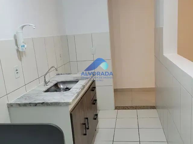 Apartamento 2 quartos e 2 banheiros, para alugar, no bairro Conjunto Residencial Trinta e Um de Março em São José dos Campos