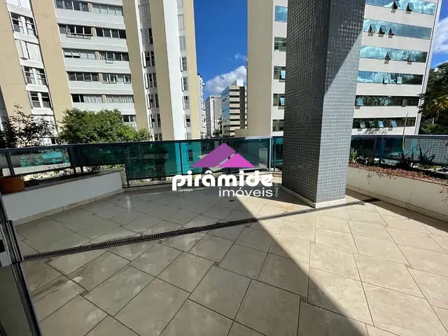 Apartamento com 377m² 4 quartos e 6 banheiros, à venda, no bairro Vila Adyana em São José dos Campos