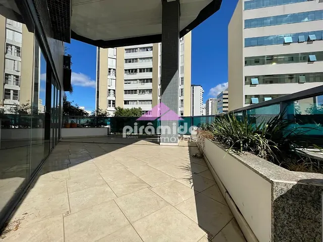 Apartamento com 377m² 4 quartos e 6 banheiros, à venda, no bairro Vila Adyana em São José dos Campos