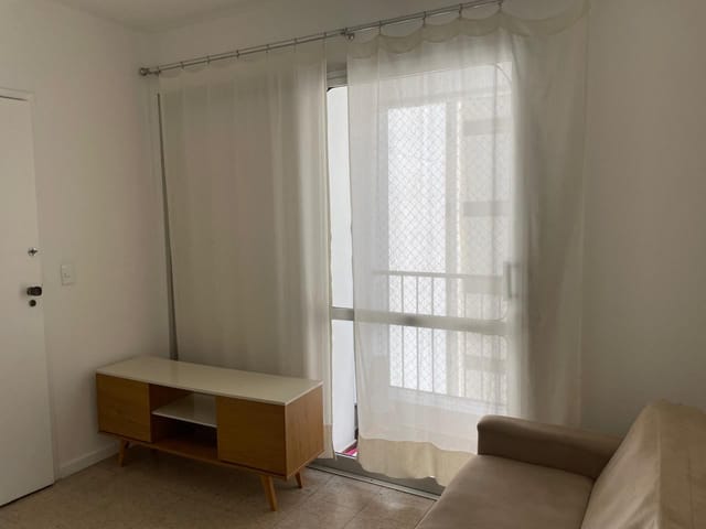Apartamento com 35m² 1 quarto e 1 banheiro, para alugar, no bairro Liberdade em São Paulo