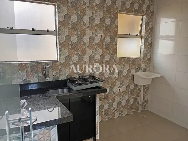 Apartamento com 58m² 3 quartos e 1 banheiro, à venda ou para alugar, no bairro Jardim das Américas em Londrina