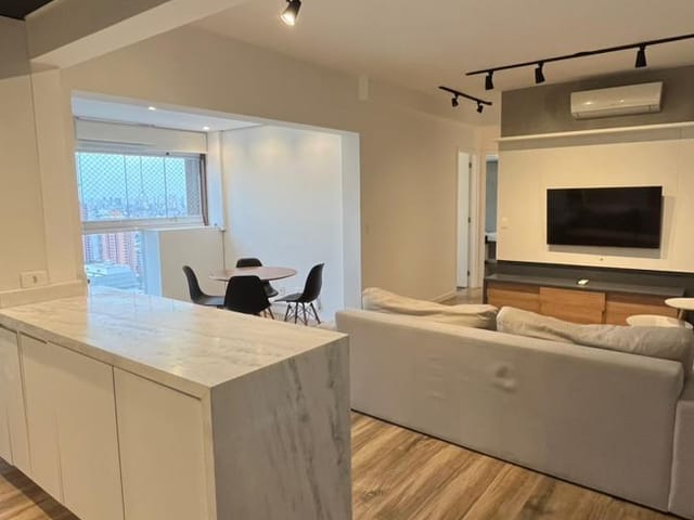 Apartamento com 72m² 2 quartos e 2 banheiros, para alugar, no bairro Liberdade em São Paulo