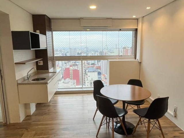 Apartamento com 72m² 2 quartos e 2 banheiros, para alugar, no bairro Liberdade em São Paulo