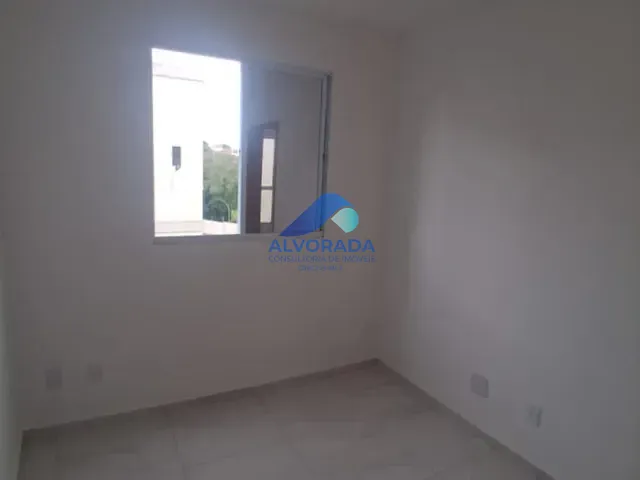 Apartamento 2 quartos e 1 banheiro, à venda, no bairro Santa Inês III em São José dos Campos