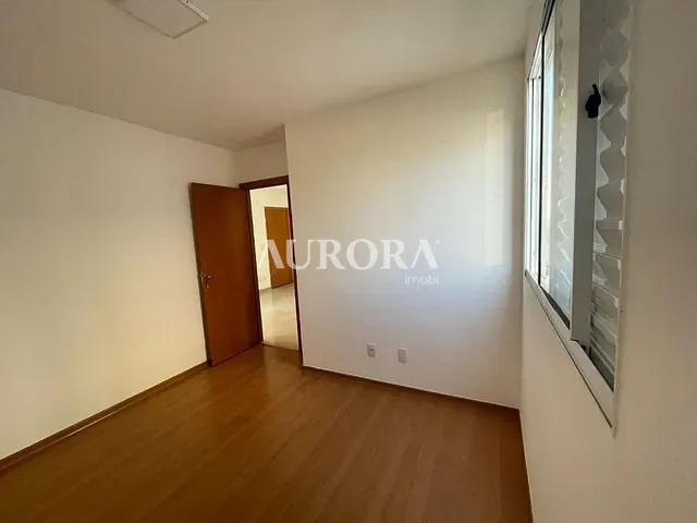 Apartamento 2 quartos e 1 banheiro, à venda, no bairro Acquaville em Londrina