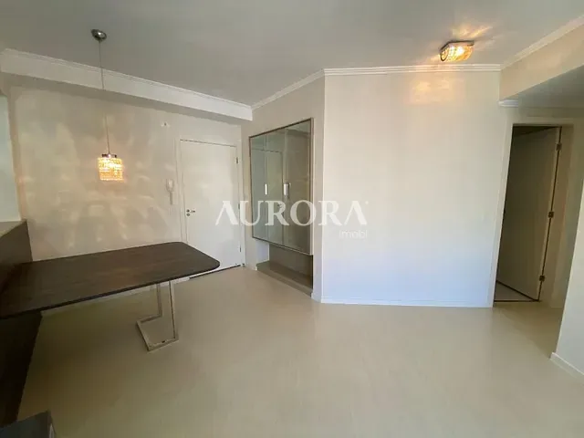 Apartamento com 105m² 3 quartos e 2 banheiros, para alugar, no bairro Residencial do Lago em Londrina