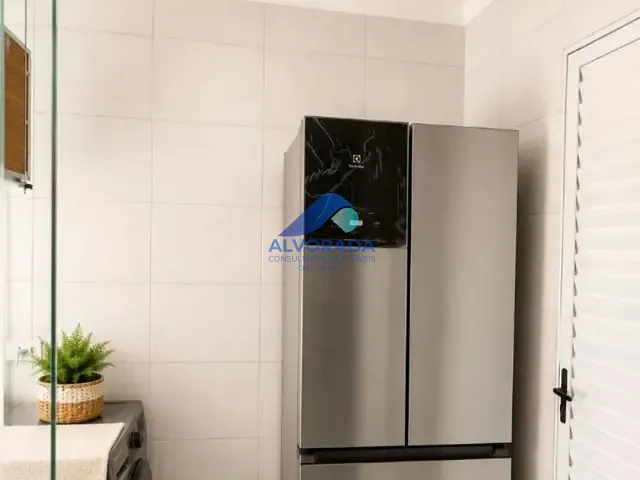 Apartamento 2 quartos e 1 banheiro, para alugar, no bairro Jardim Rodolfo em São José dos Campos