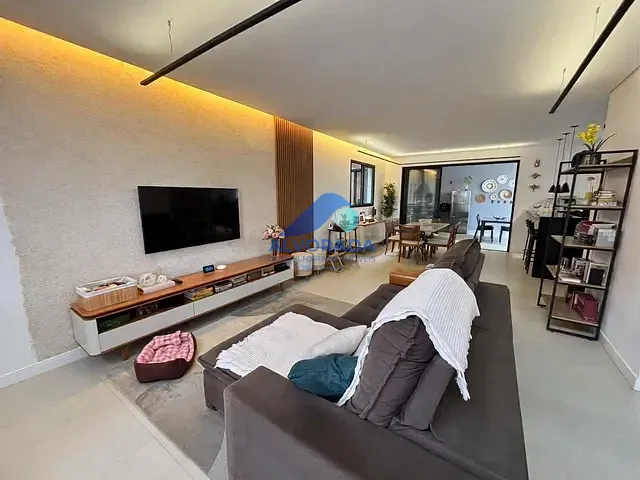 Casa 3 quartos e 1 banheiro, à venda, no bairro Loteamento Floresta em São José dos Campos