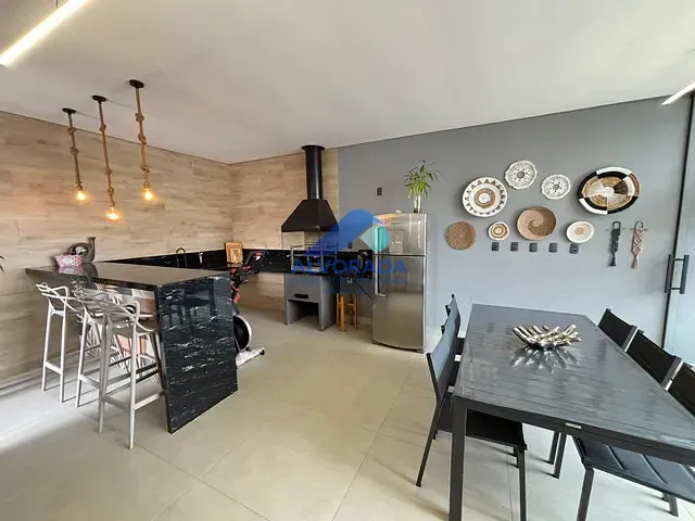 Casa 3 quartos e 1 banheiro, à venda, no bairro Loteamento Floresta em São José dos Campos