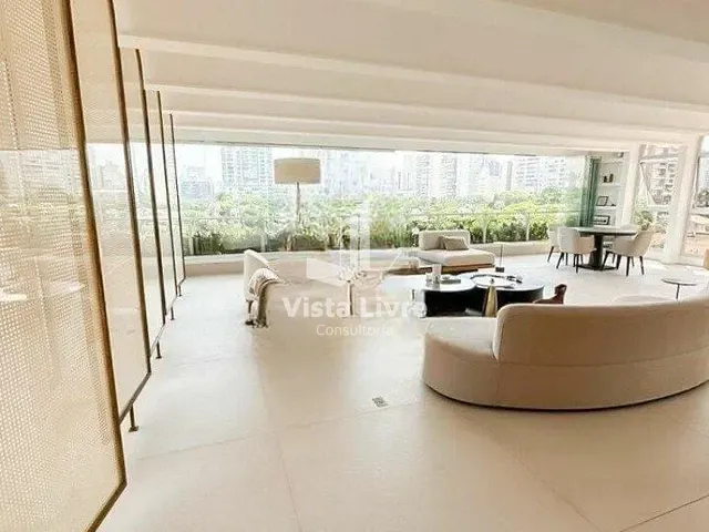 Apartamento com 341m² 4 quartos e 5 banheiros, à venda, no bairro Vila Cordeiro em São Paulo