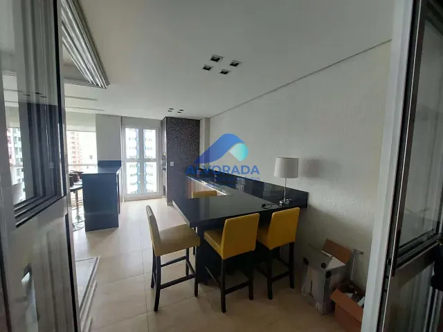 Apartamento 3 quartos e 4 banheiros, à venda ou para alugar, no bairro Parque Residencial Aquarius em São José dos Campos