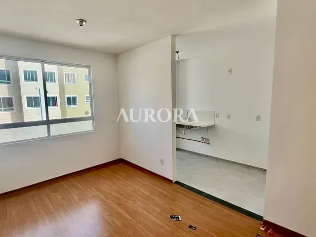 Apartamento 2 quartos e 1 banheiro, à venda, no bairro Jardim Lago Norte em Londrina