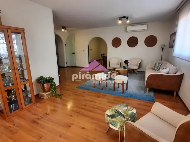 Apartamento com 330m² 4 quartos e 3 banheiros, à venda, no bairro Vila Ema em São José dos Campos