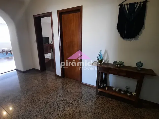 Apartamento com 330m² 4 quartos e 3 banheiros, à venda, no bairro Vila Ema em São José dos Campos