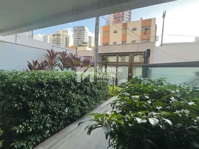 Apartamento 3 quartos e 2 banheiros, para alugar, no bairro Boa Viagem em Recife