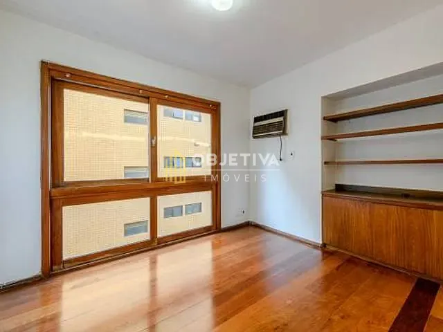 Apartamento 3 quartos e 4 banheiros, à venda, no bairro Moinhos de Vento em Porto Alegre