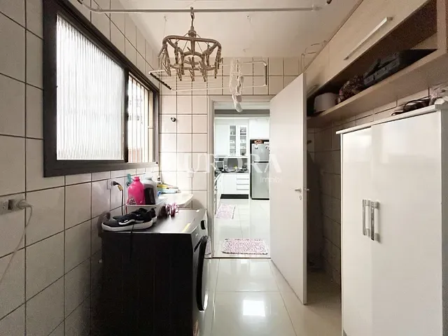 Apartamento com 271m² 4 quartos e 4 banheiros, à venda, no bairro Centro em Londrina
