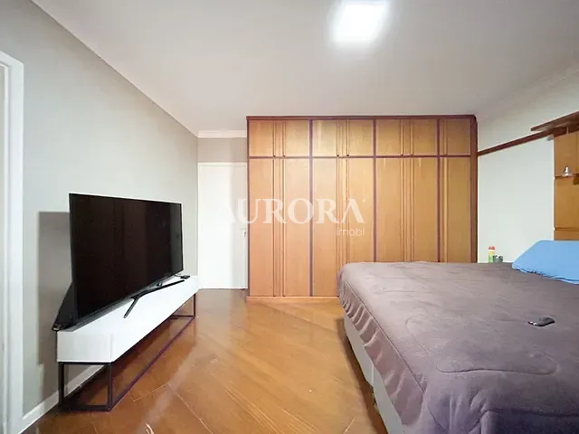 Apartamento com 271m² 4 quartos e 4 banheiros, à venda, no bairro Centro em Londrina