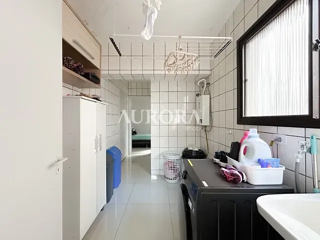 Apartamento com 271m² 4 quartos e 4 banheiros, à venda, no bairro Centro em Londrina