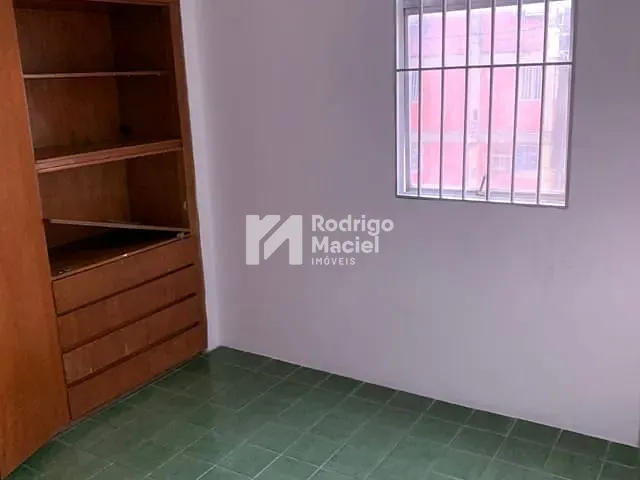 Apartamento 3 quartos e 2 banheiros, à venda ou para alugar, no bairro Madalena em Recife