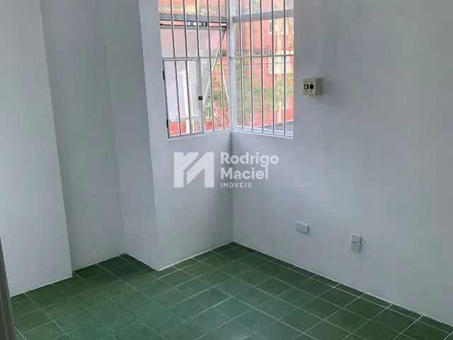 Apartamento 3 quartos e 2 banheiros, à venda ou para alugar, no bairro Madalena em Recife