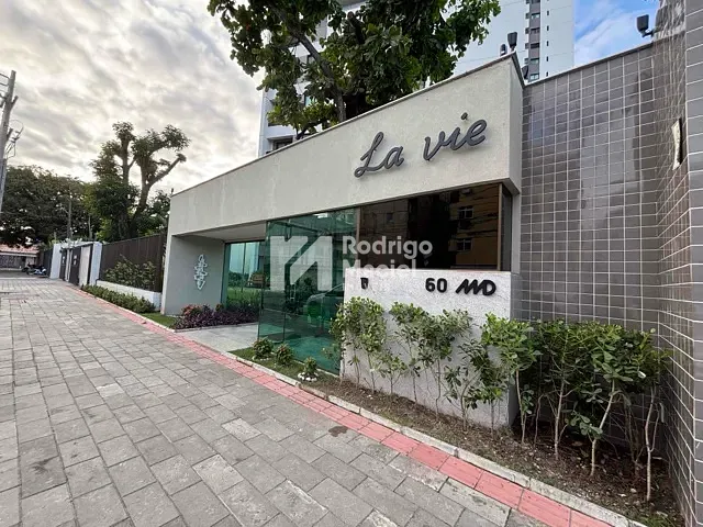 Apartamento 2 quartos e 2 banheiros, à venda, no bairro Várzea em Recife