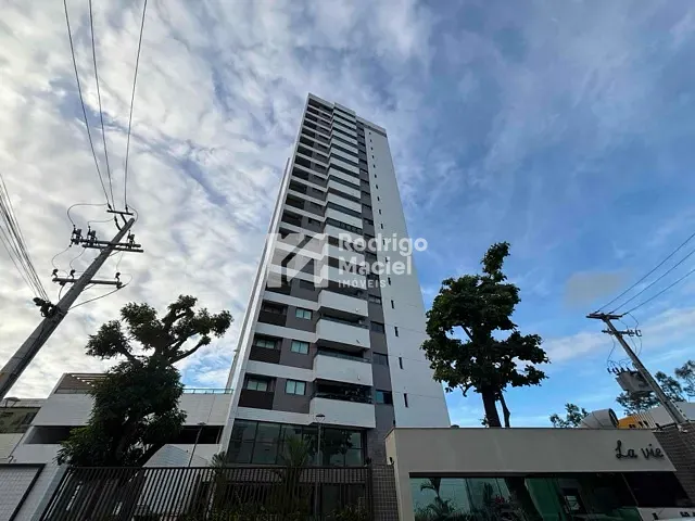Apartamento 2 quartos e 2 banheiros, à venda, no bairro Várzea em Recife