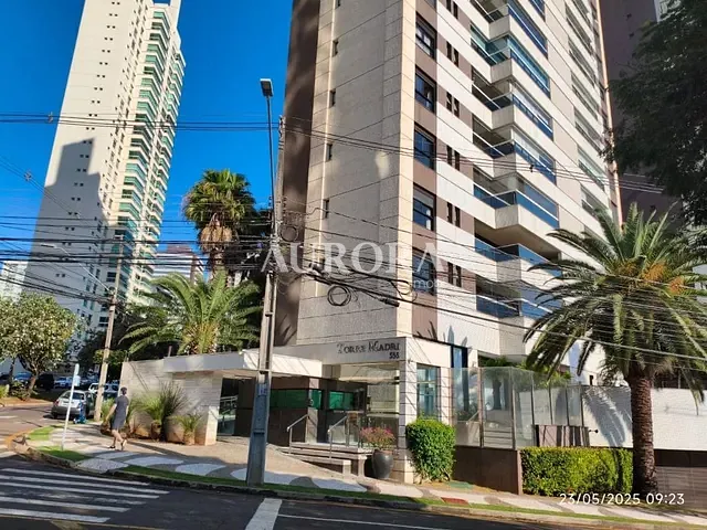 Apartamento com 329m² 3 quartos e 5 banheiros, para alugar, no bairro Palhano 2 em Londrina