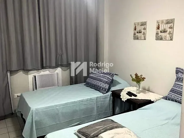 Apartamento 4 quartos e 3 banheiros, à venda, no bairro Madalena em Recife