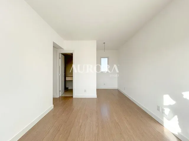 Apartamento com 161m² 3 quartos e 4 banheiros, à venda, no bairro Gleba Palhano em Londrina