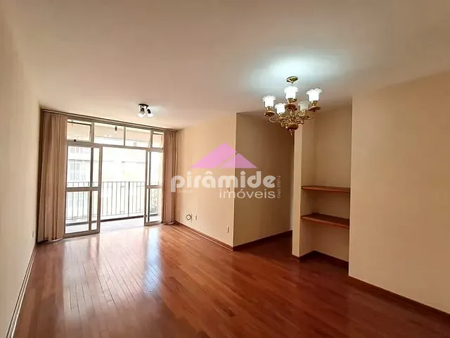 Apartamento com 82m² 3 quartos e 2 banheiros, à venda, no bairro Centro em São José dos Campos