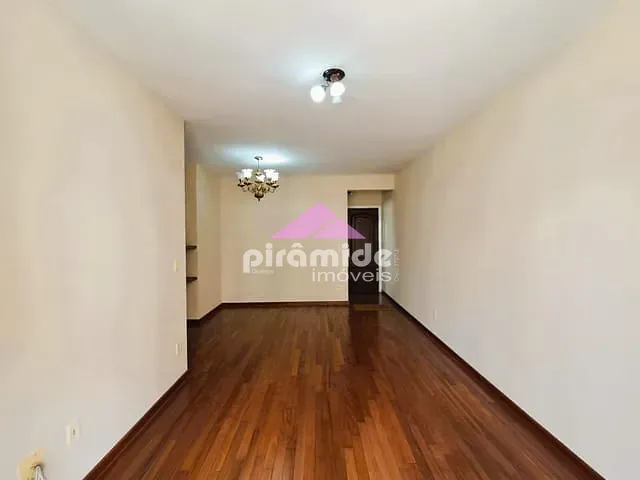 Apartamento com 82m² 3 quartos e 2 banheiros, à venda, no bairro Centro em São José dos Campos