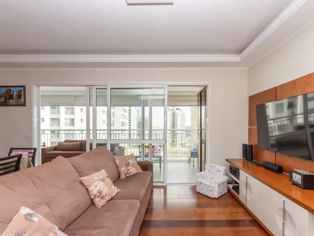 Apartamento com 222m² 3 quartos e 5 banheiros, à venda, no bairro Vila Firmiano Pinto em São Paulo