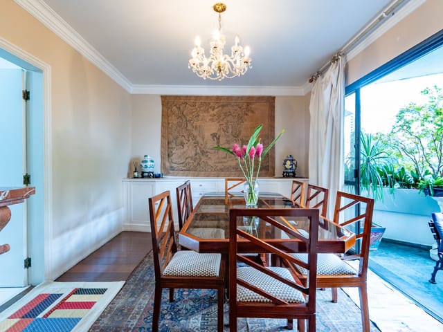 Apartamento com 200m² 4 quartos e 5 banheiros, à venda, no bairro Vila Andrade em São Paulo