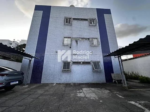 Apartamento com 61m² 2 quartos e 2 banheiros, à venda, no bairro Várzea em Recife